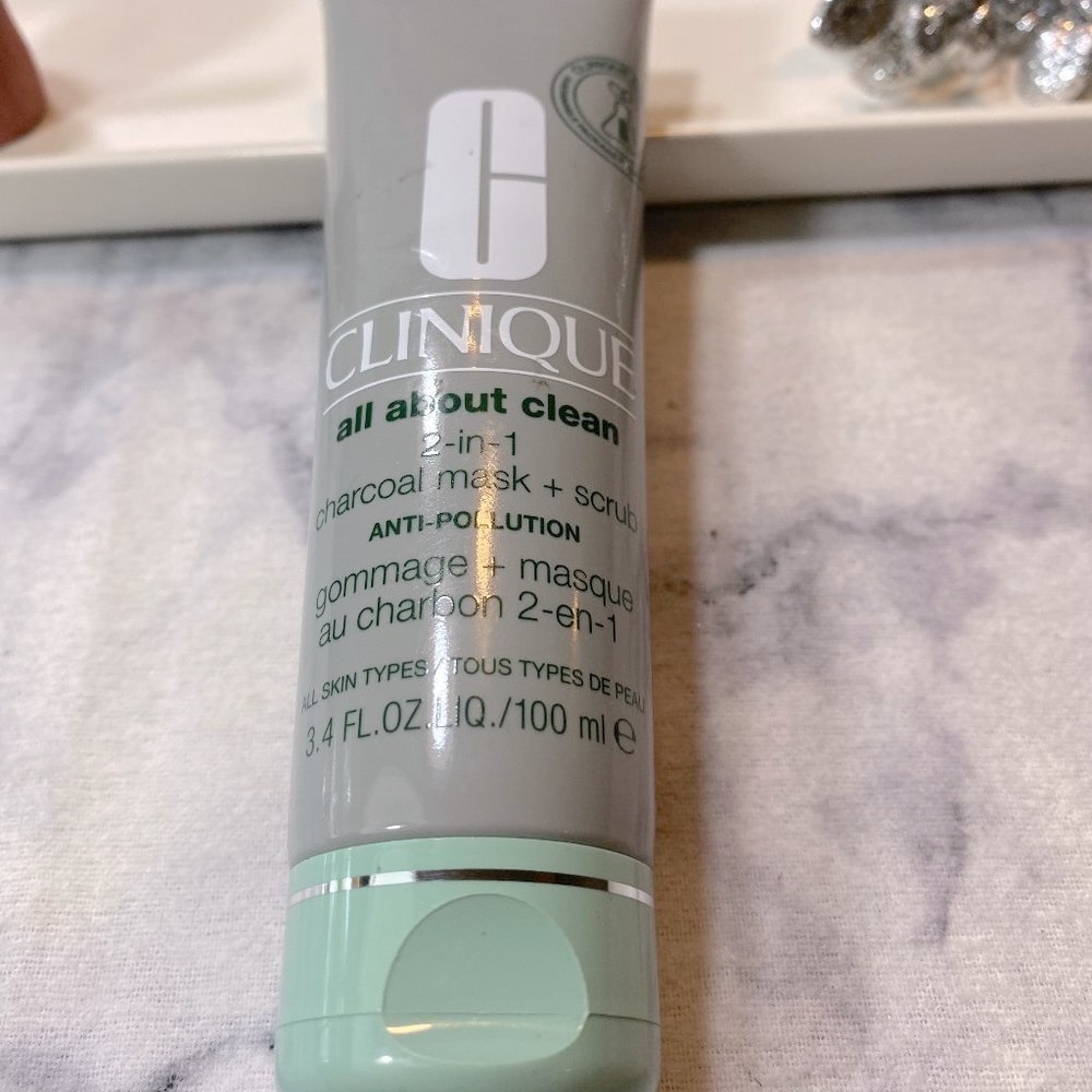 Clinique Skincare-Charcoal Mask & Scrub 2-in-1,Detoxifying Care-Full 100ml-NEW - Picture 8 of 12